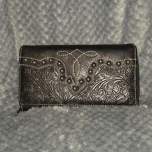 Montana West Leather Black Embossed Women's Wallet Excellent Used Condition